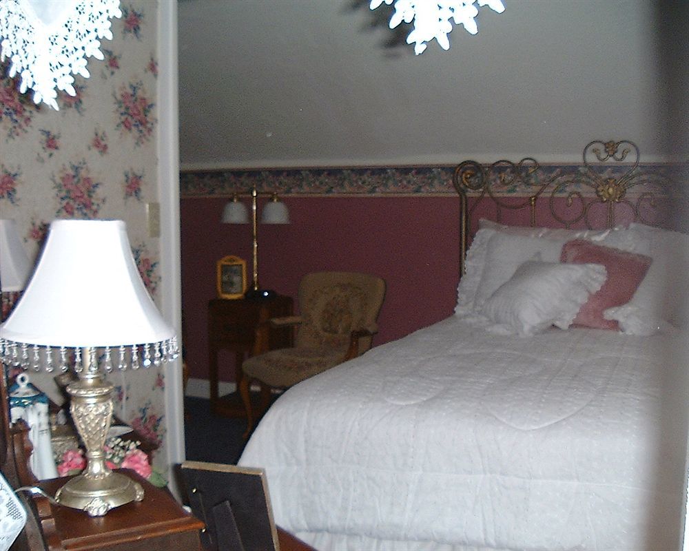 Victoria'S Bed And Breakfast Parowan Exteriör bild